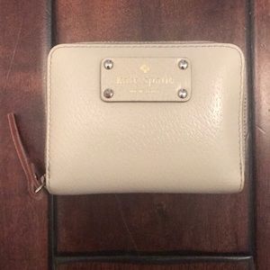 Kate Spade ♠️ Cobble Hill Wallet